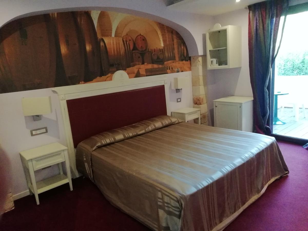 Relais La Fontanina - Wine Hotel Ostuni Dış mekan fotoğraf